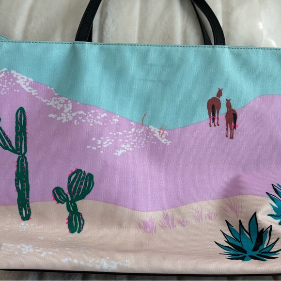 Kate Spade Out of Office Tote Beetle Bug Desert Chihuahua in car - Picture 5 of 11
